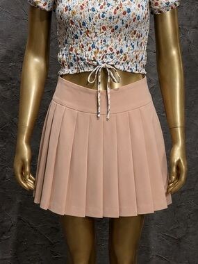 Dlooda Tan Pleated Tennis Skirt Athletic Skort NWT Size XS